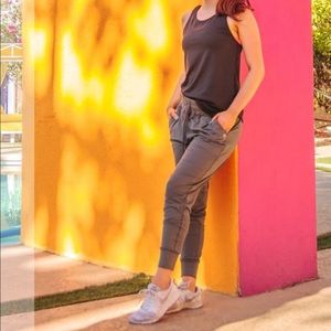 Debuts Gray Joggers - BRAND NEW!